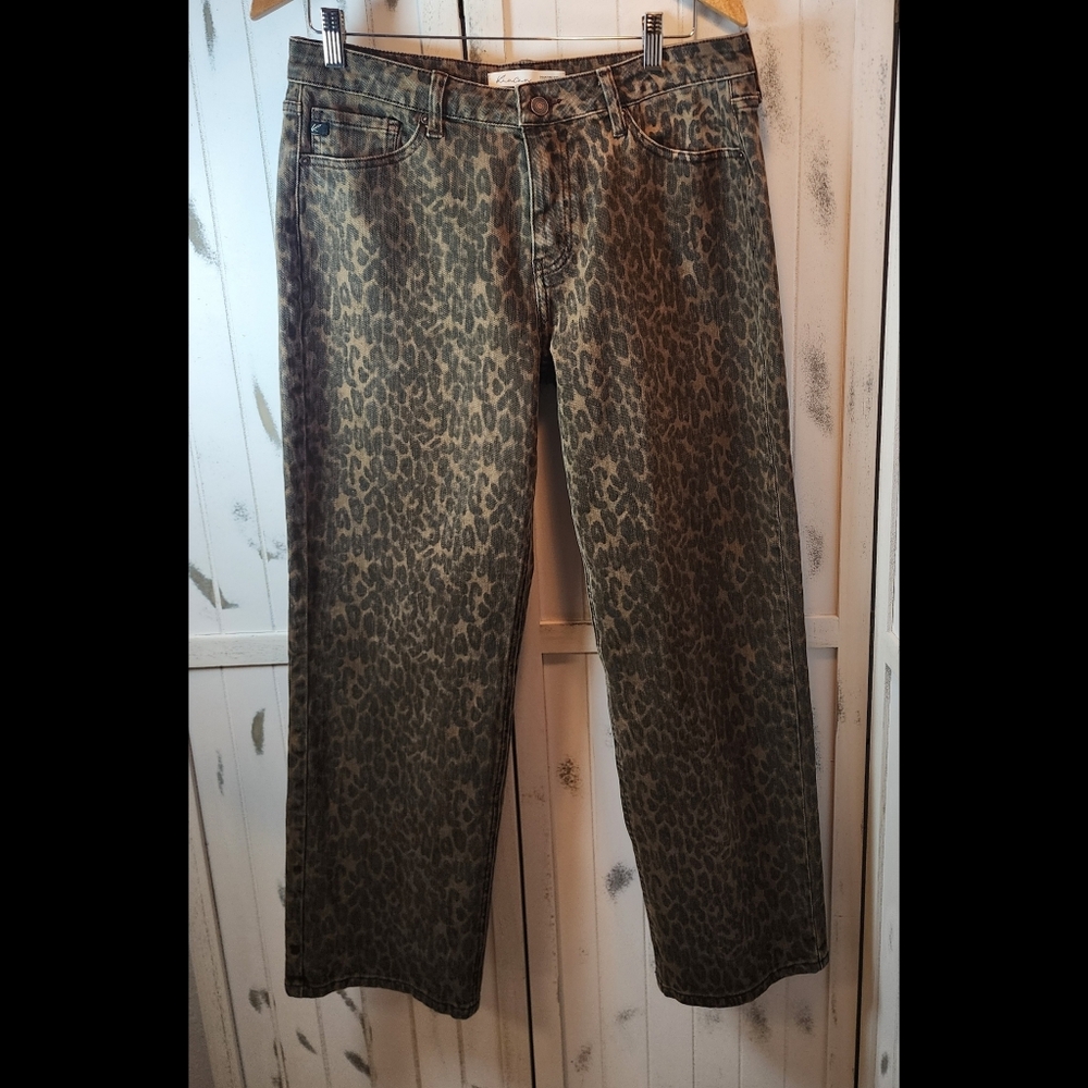 KanCan High Rise Leopard Jeans - Picture 3 of 11